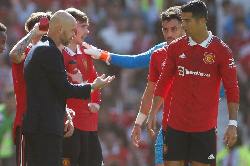 NÓNG: Ronaldo gây áp lực lên Ten Hag, đòi suất đá chính mở màn Ngoại hạng Anh?