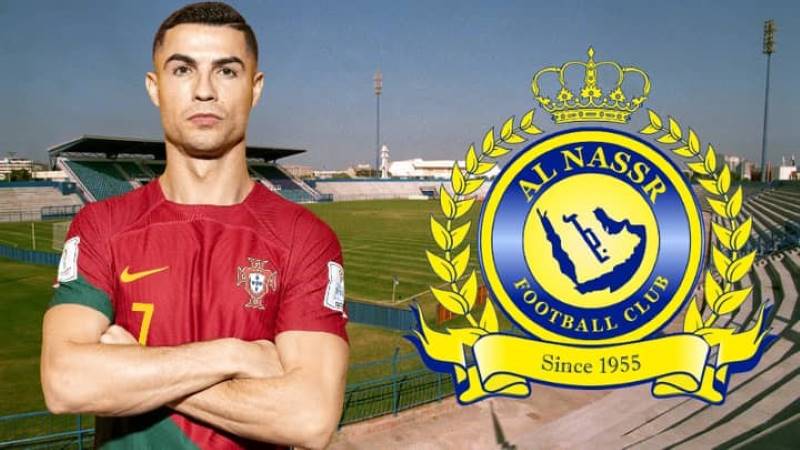 Ronaldo lên tiếng về thông tin anh sẽ đến chơi bóng tại Saudi  Arabia